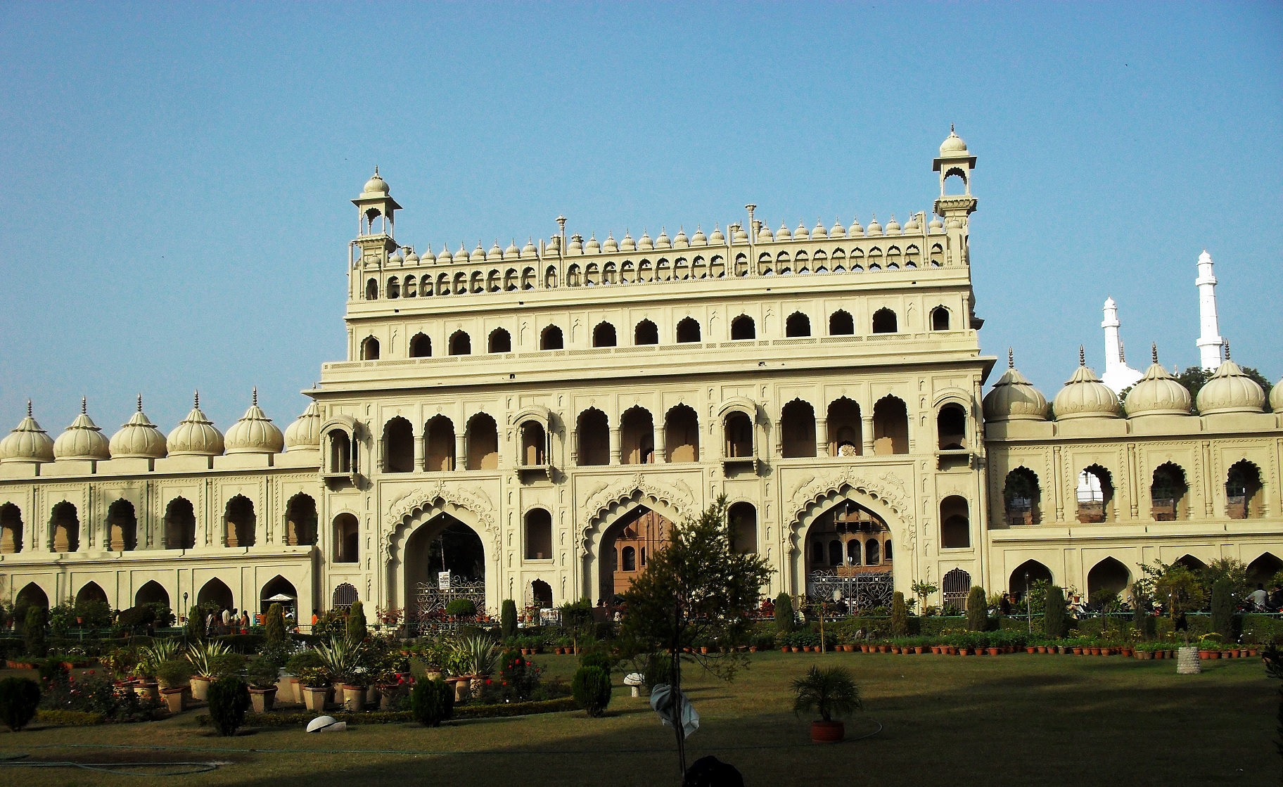 A Bará Imambárá vallási komplexum Lakhnauban