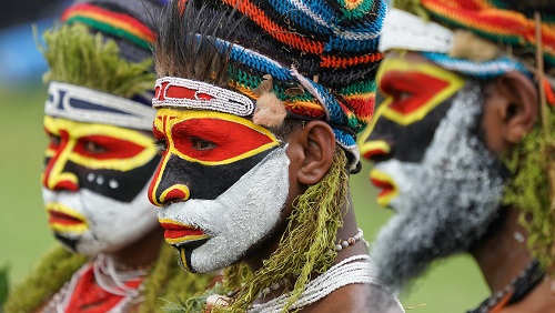 Pápua új-guineai őslakók