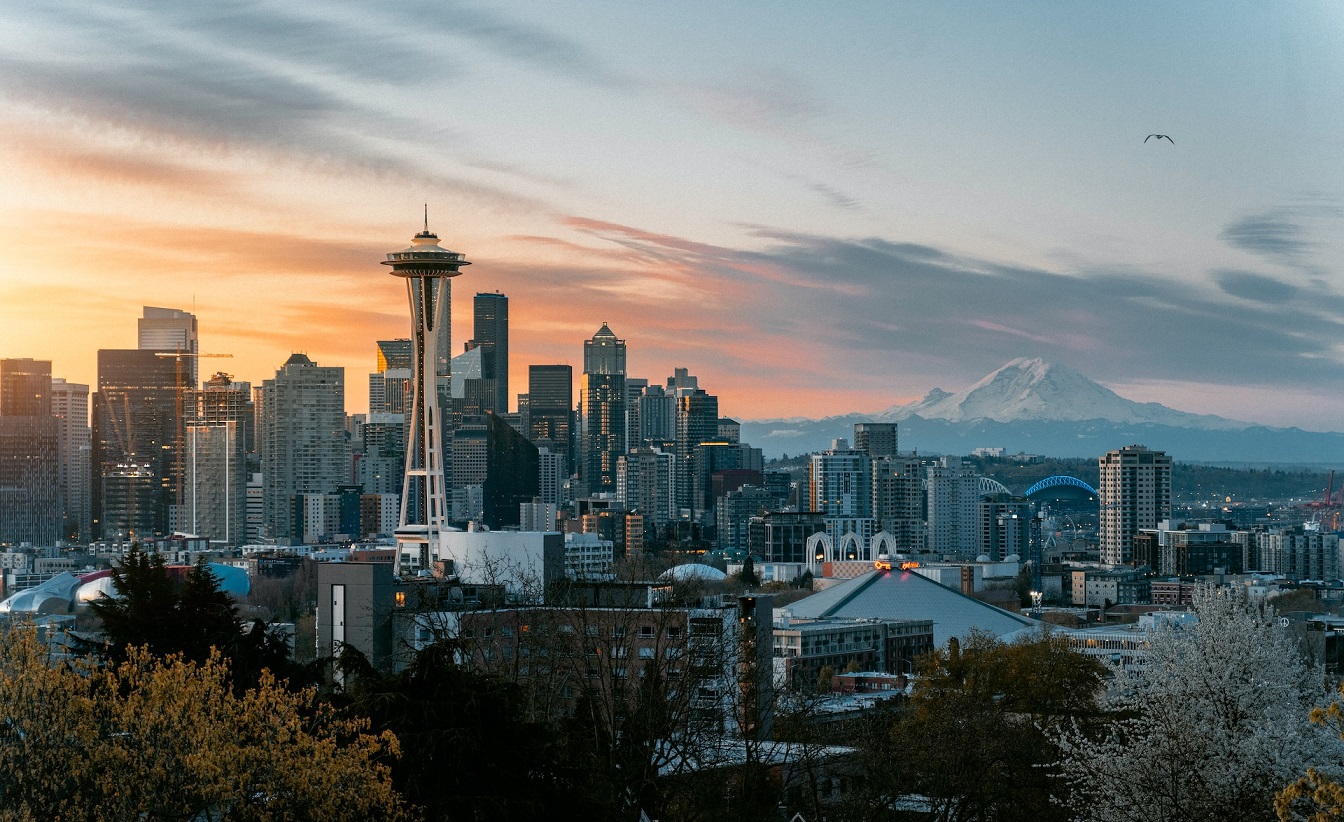 Seattle látképe többek között a jellegzetes Űrtű nevű toronnyal (illusztráció)