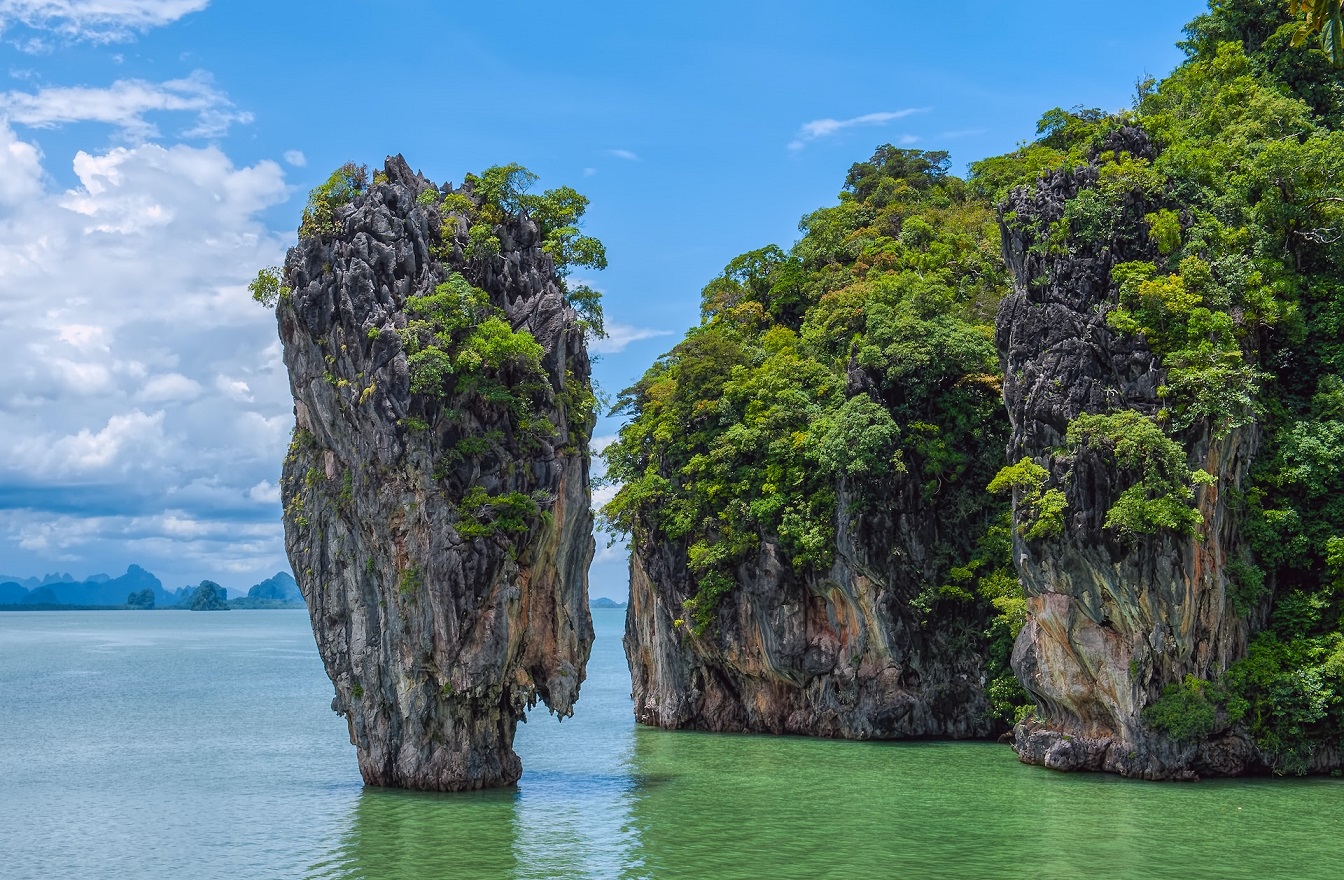 A thaiföldi Phuket partjai (illusztráció)