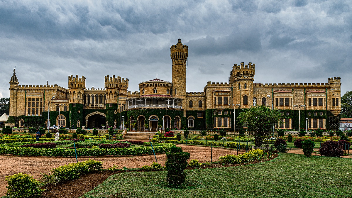 A Bengaluru-palota Bengaluruban (illusztráció)