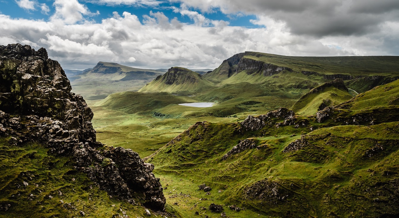 Jellegzetes skót táj (An t-Eilean Sgitheanach) (illusztráció)